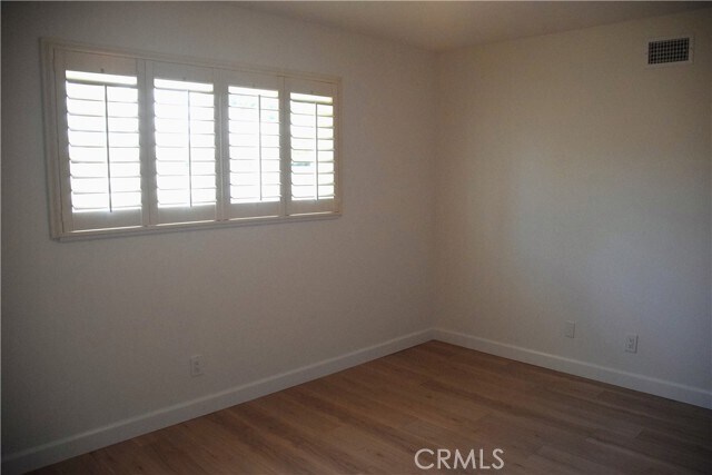 Building Photo - 6604 Dillman St