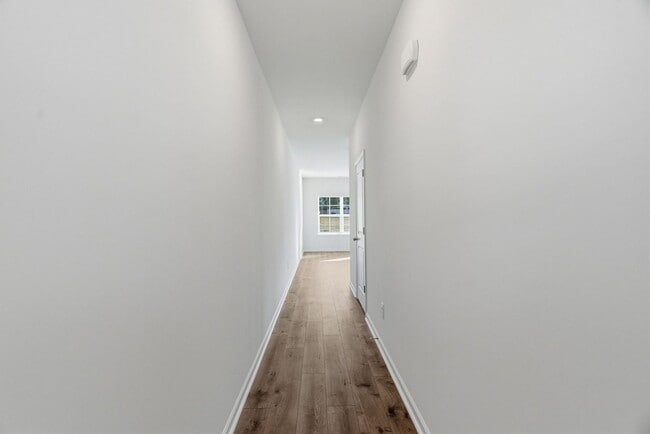 Building Photo - New Construction in Brightwood Farms! End unit!