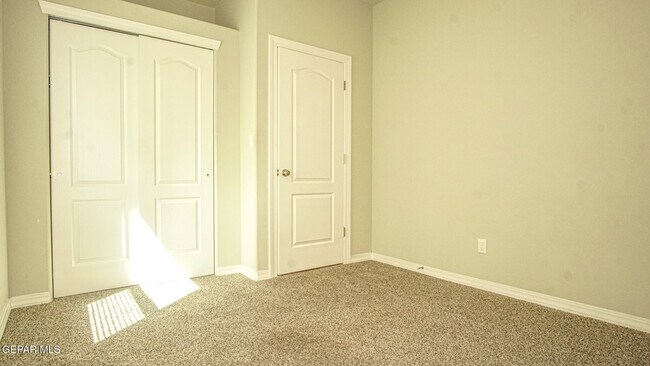 Building Photo - 12264 Desert Sea Ct