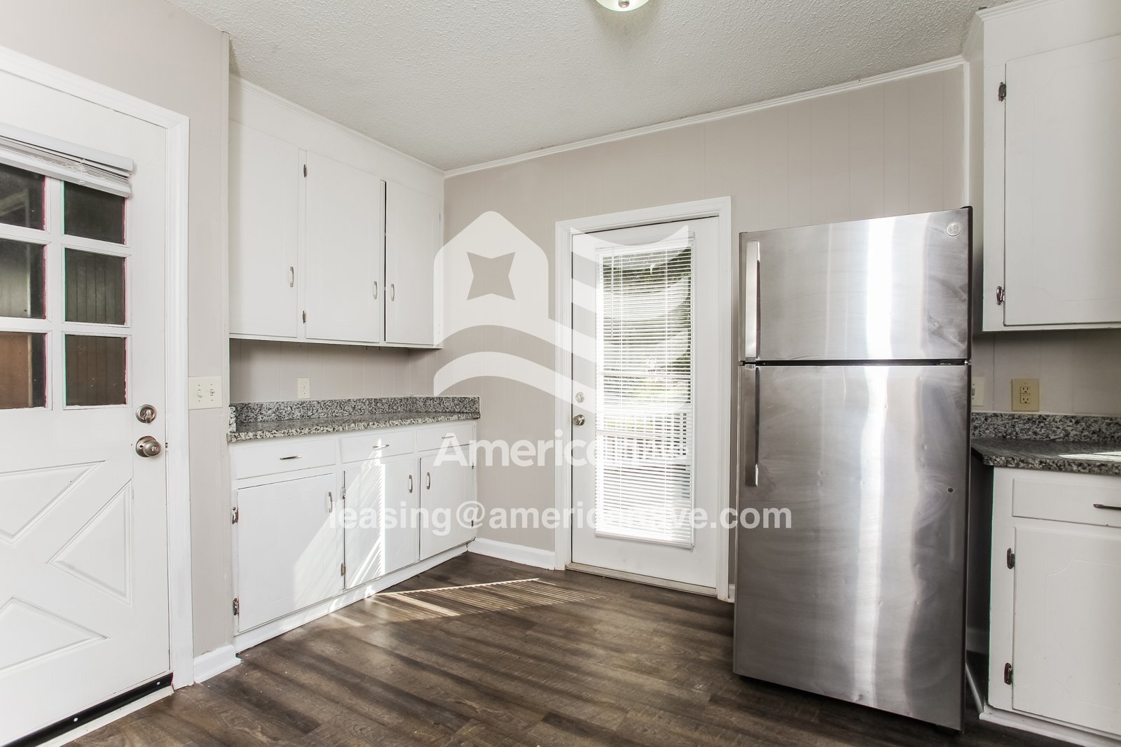 Building Photo - 4633 Corbett St