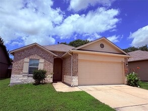 Building Photo - 225 Cibolo Creek Dr