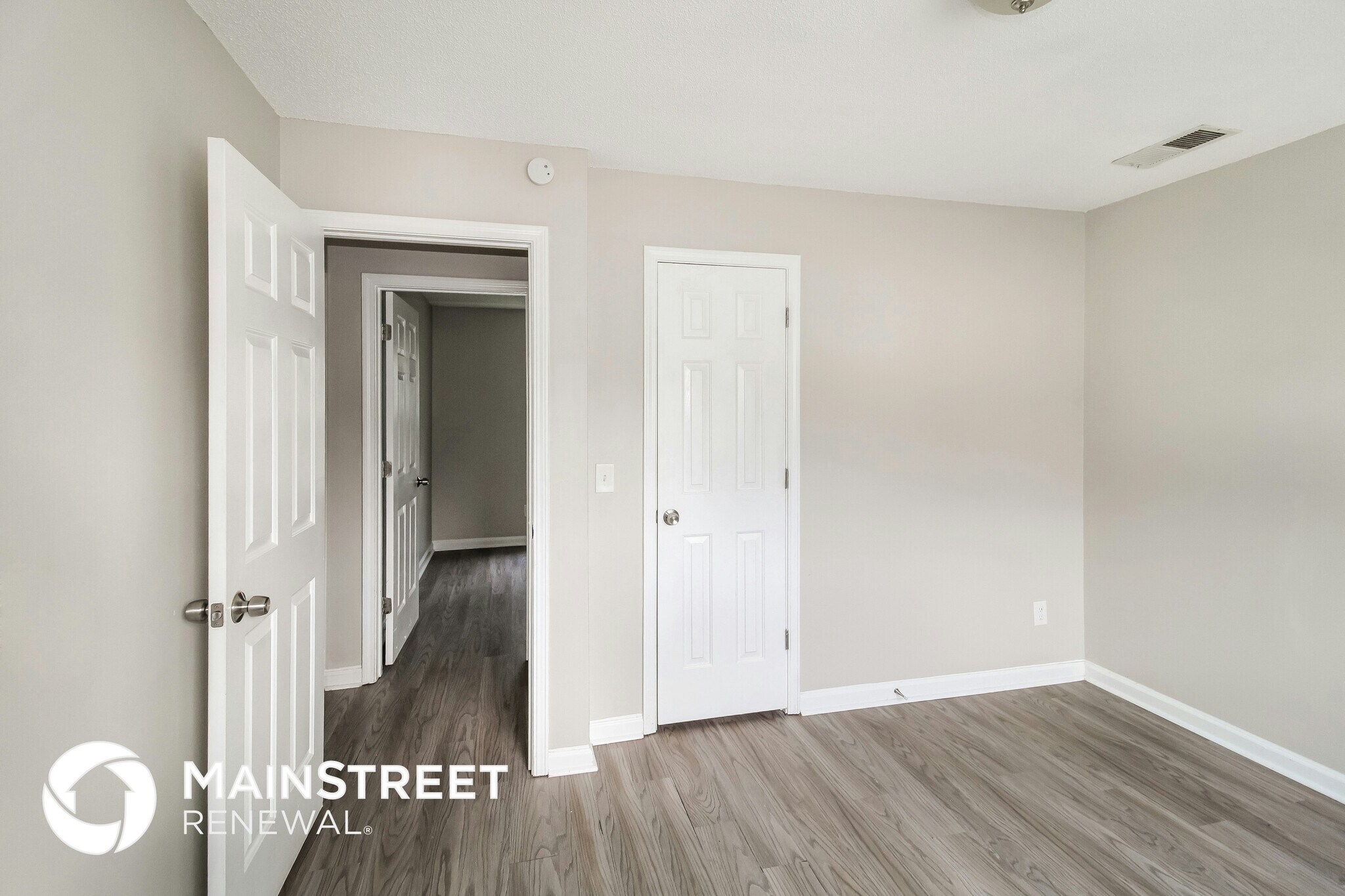 Building Photo - 4240 Ward Bluff Dr