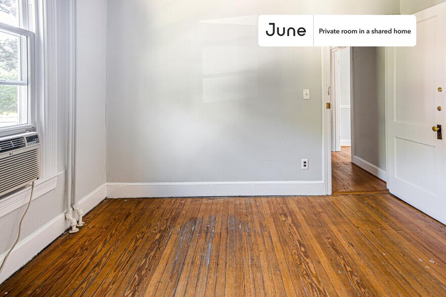 Building Photo - Room in Shared 6 bed/3 bath home in Brookland