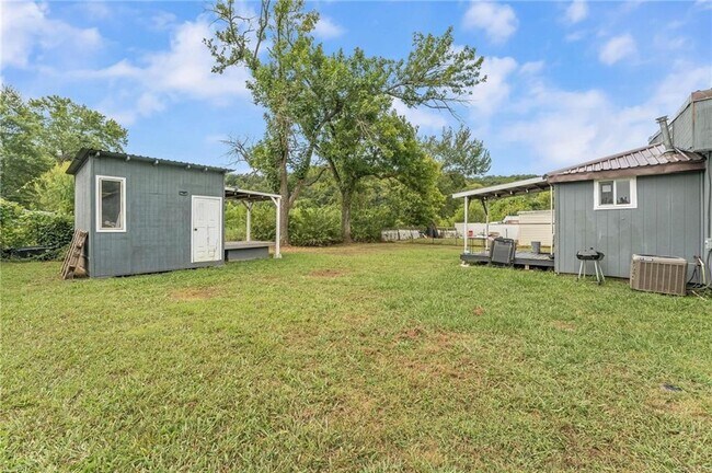Building Photo - 301 Melton Dr
