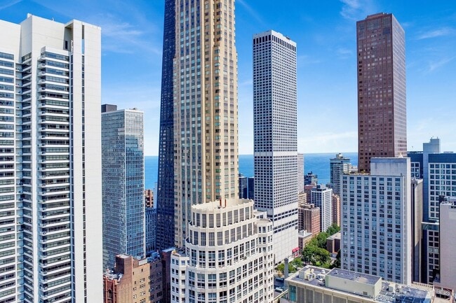 Building Photo - 30 E Huron St