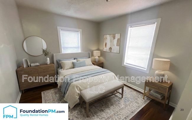 Building Photo - 2292 Redwood Ave