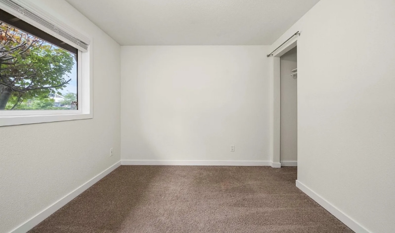Building Photo - 2530 SW 325th Pl