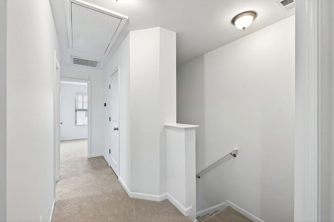 Building Photo - 4509 Middletown Dr