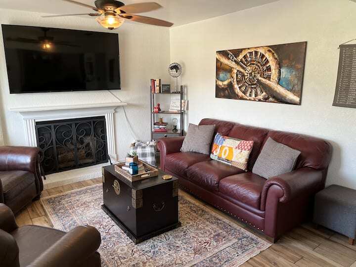 Building Photo - 12102 Carriage Ct SE