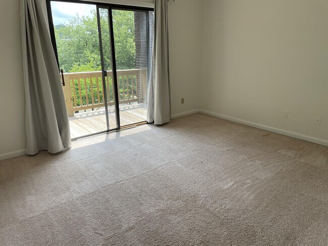 Building Photo - 109 Harvest Dr