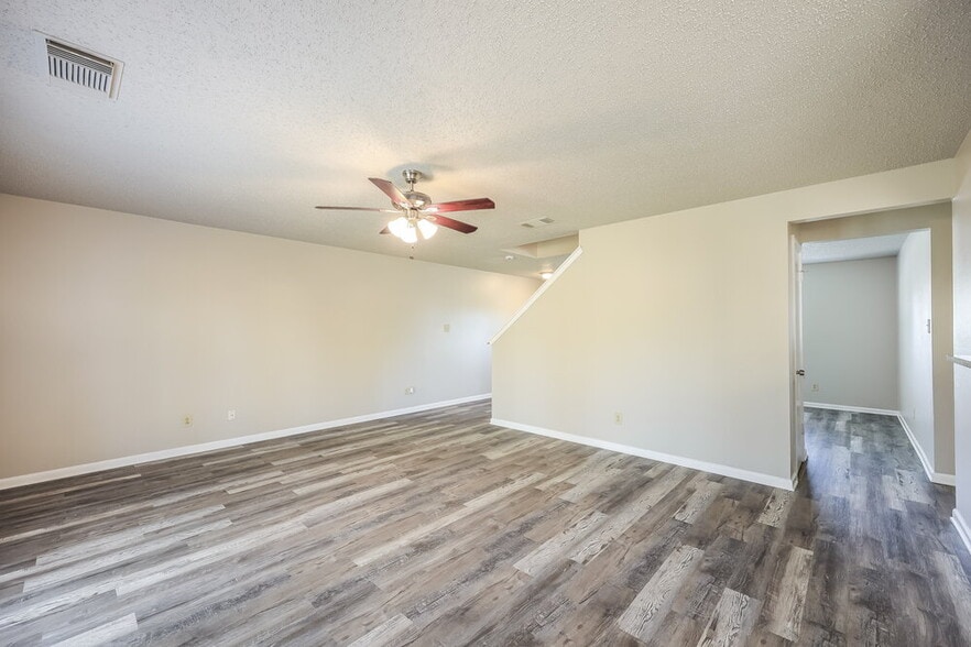 Building Photo - 9771 Criswell Creek