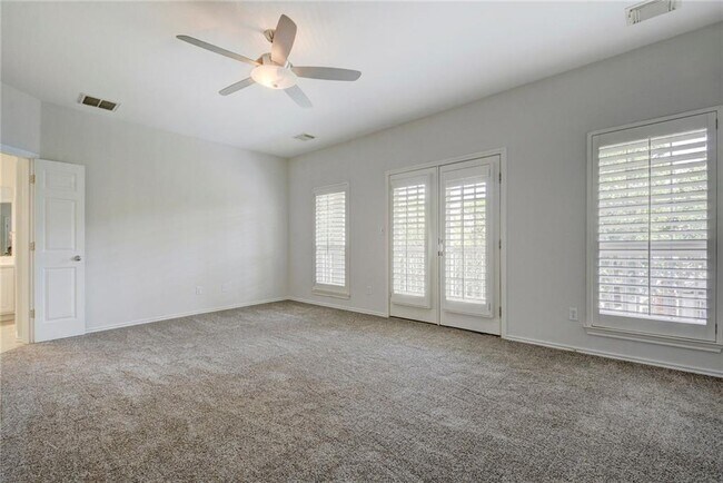 Building Photo - 2614 Kinney Oaks Ct