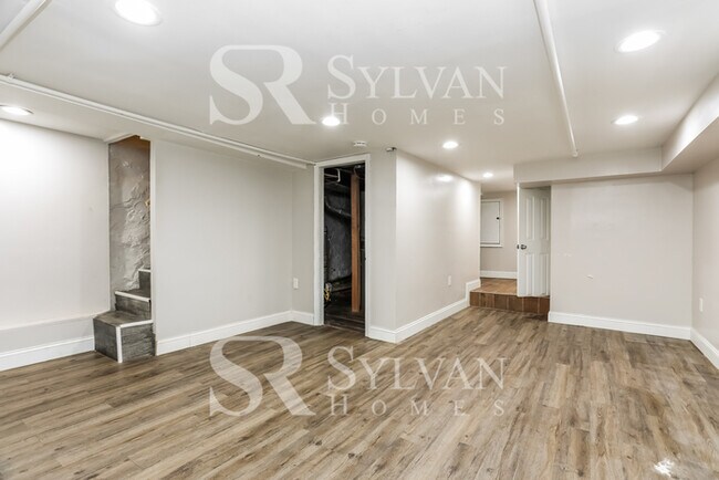 Building Photo - The Lifestyle You Deserve.