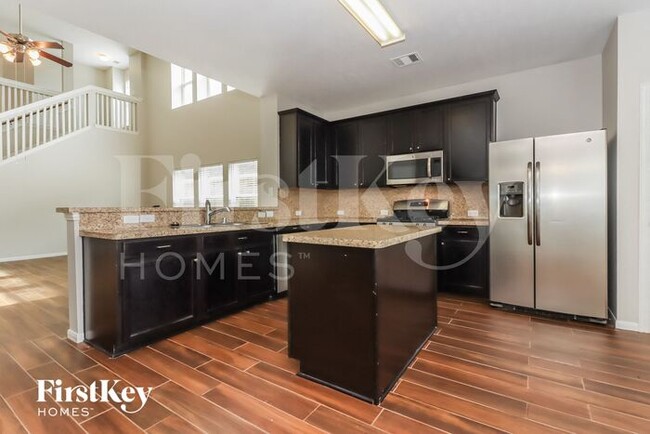 Building Photo - 41 Garden Grove Dr
