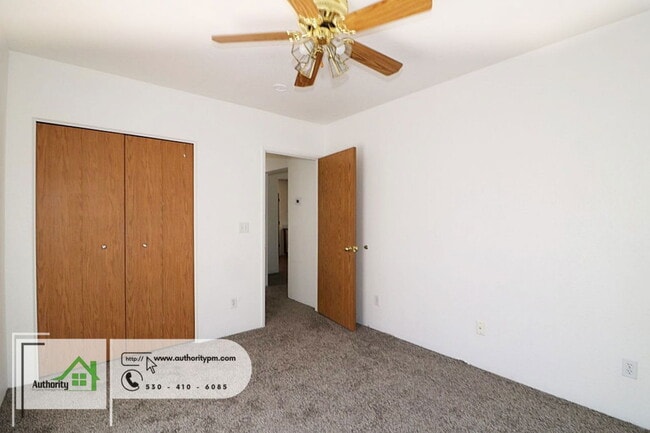 Building Photo - 2214 Waldon St