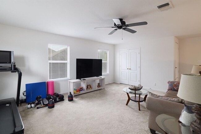 Building Photo - 8716 Panadero Dr