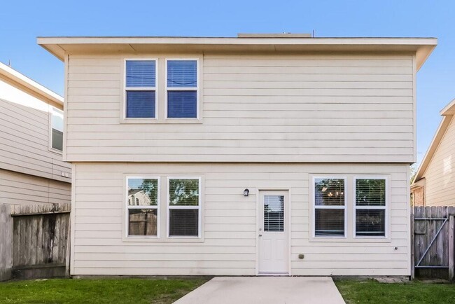 Building Photo - 9442 Green Mills Dr
