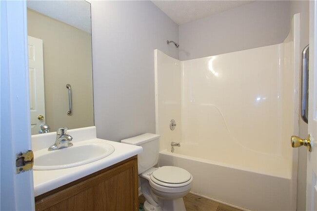 Building Photo - 4442 Gaelic Way SW