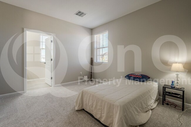 Building Photo - 5369 S Sierra Prieta Trl