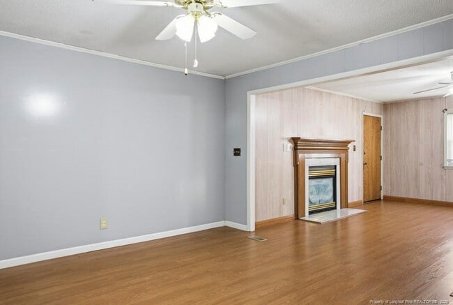 Building Photo - 815 Bedrock Dr