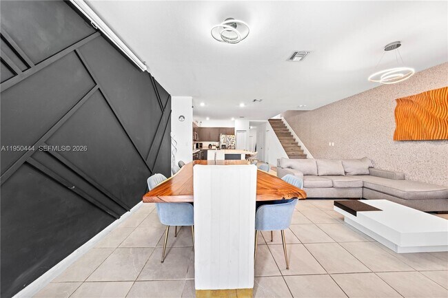 Building Photo - 25557 SW 109th Ave