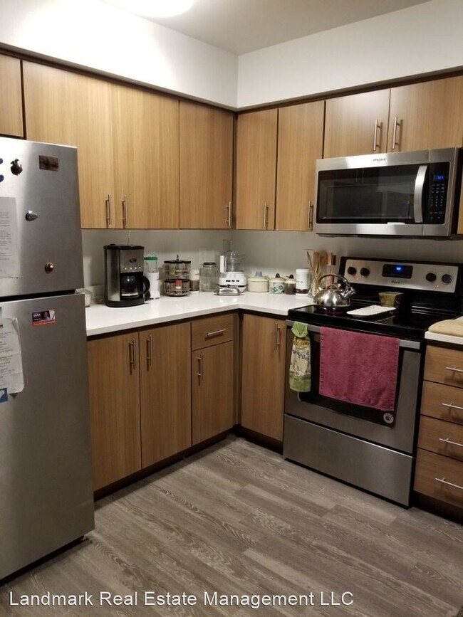 Building Photo - 755 Telegraph Rd