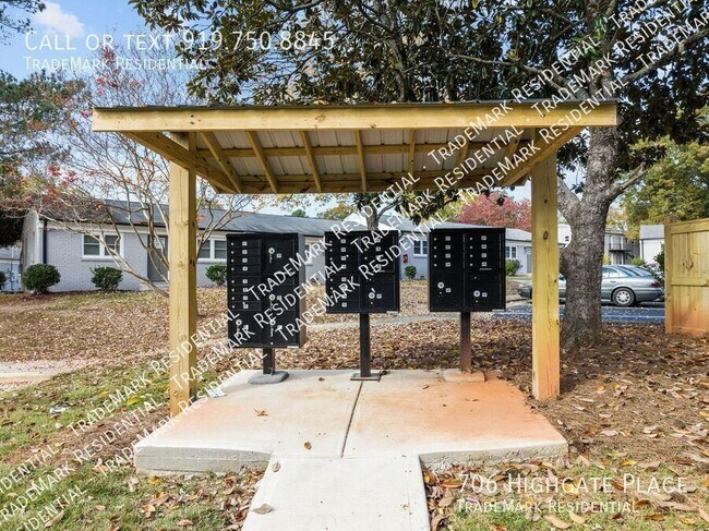 Building Photo - 706 Highgate Pl