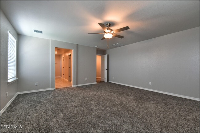 Building Photo - 12868 Star Gaze Ave