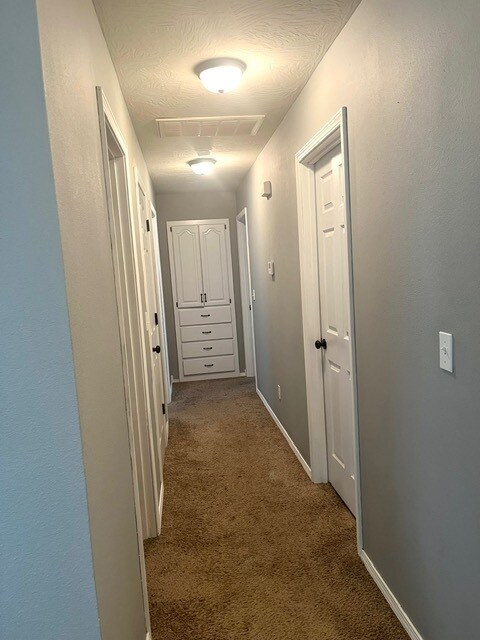 Building Photo - 390 Brook Ave