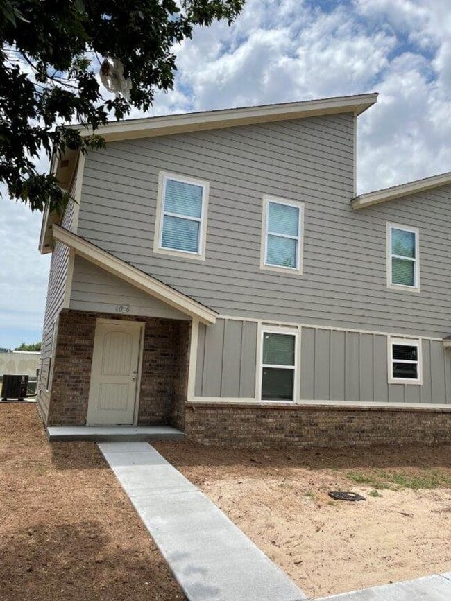 Building Photo - 6026 NW 53rd Terrace