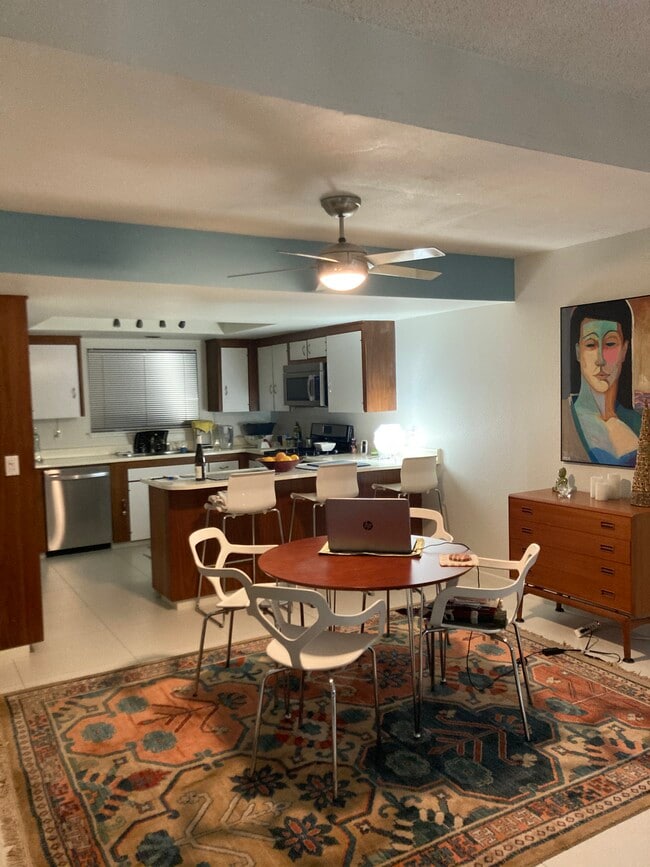 Building Photo - 2522 S Sierra Madre