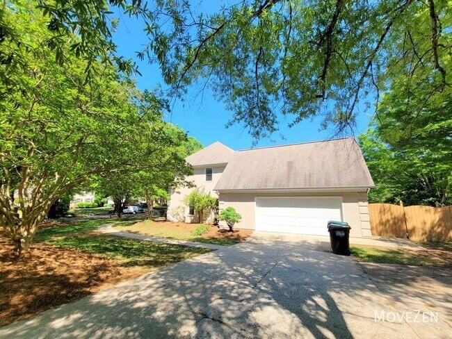 Building Photo - 2400 Tweedmore Ct