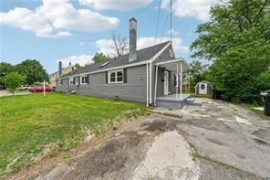 Building Photo - 64 Curwood Ct