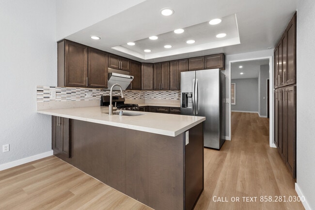 Building Photo - 7596 Tupelo Cove