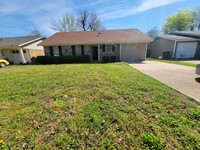Building Photo - North Bossier 3 bedroom 1.5 bath