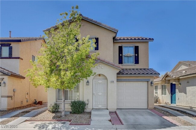 Primary Photo - 1259 Black Cherry St