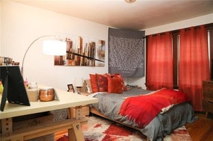 Building Photo - 21 Hilltop Ave