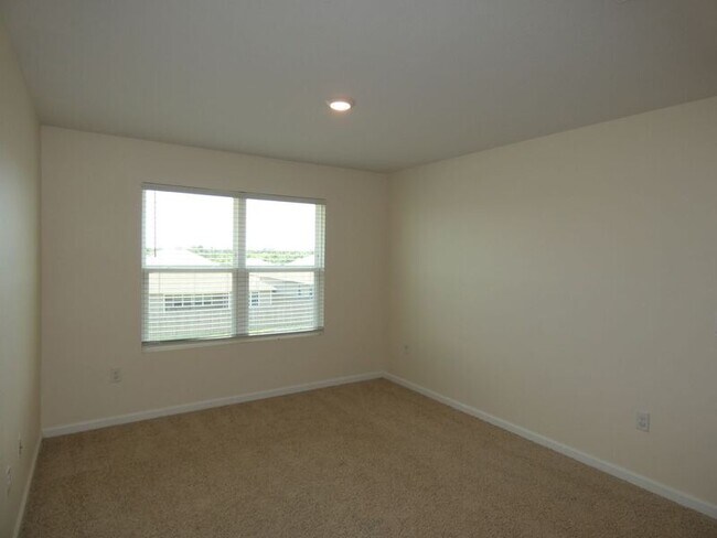 Building Photo - 5565 Galahad Trl