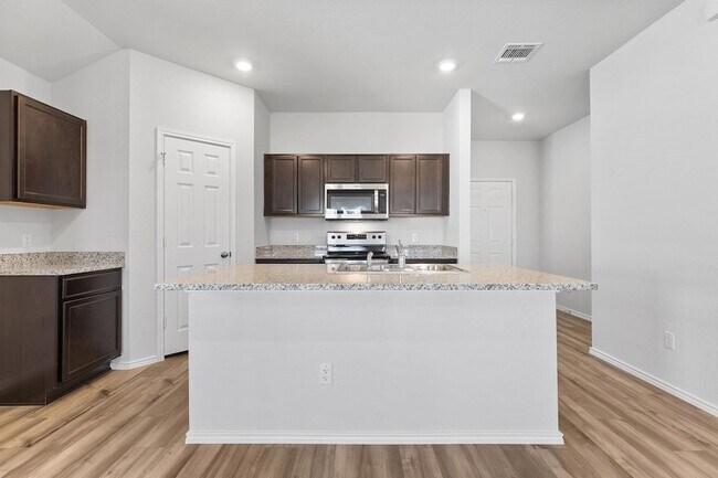 Building Photo - 504 Wyatt Wy