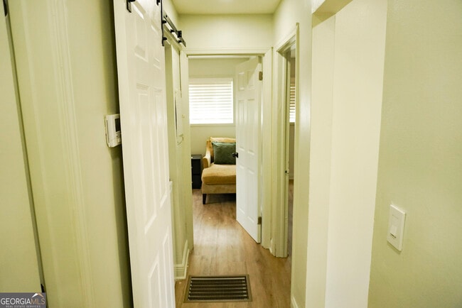 Building Photo - 1875 Dunlap Ave