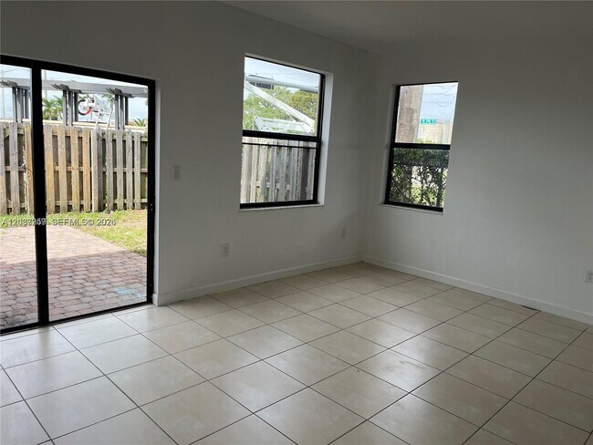 Building Photo - 24804 SW 116th Ave