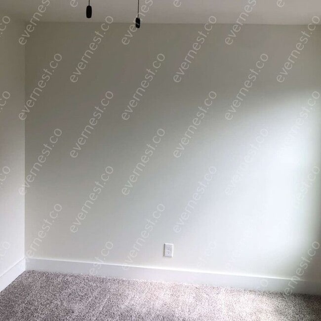 Building Photo - 625 Oak Grove Rd