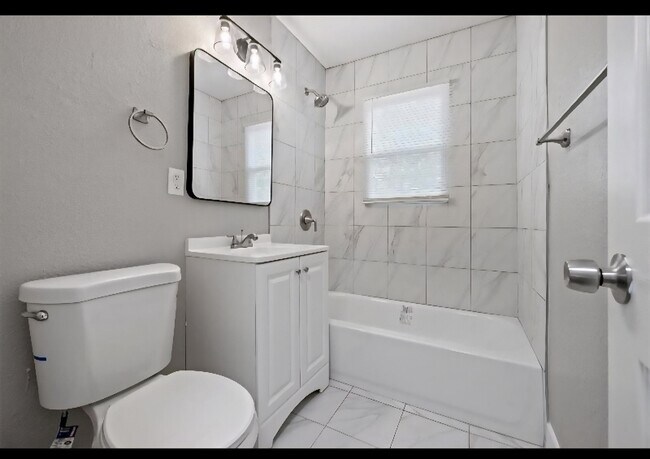 Building Photo - 5754 Indiana Ave