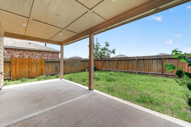Building Photo - 228 Elm Patch Dr