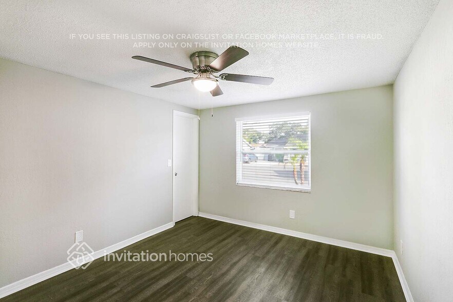 Building Photo - 10104 Enchanted Oaks Ct