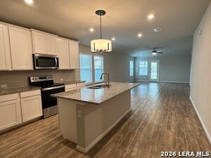 Building Photo - 1234 Meyers Mdw