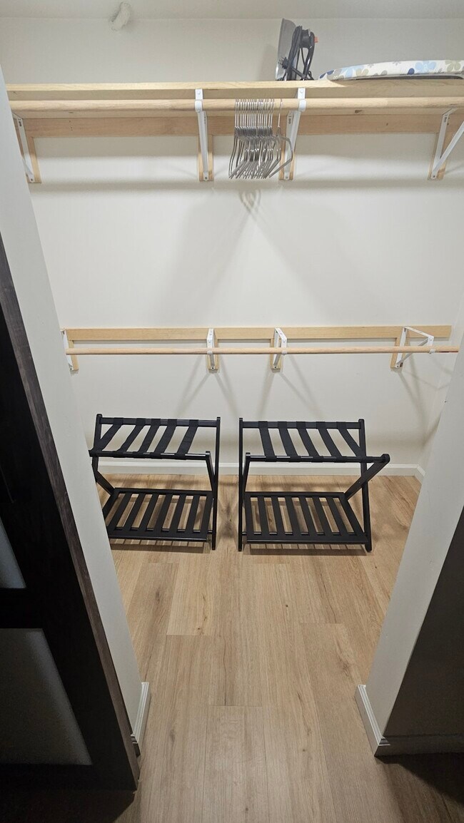 Building Photo - 6025 Dipper St