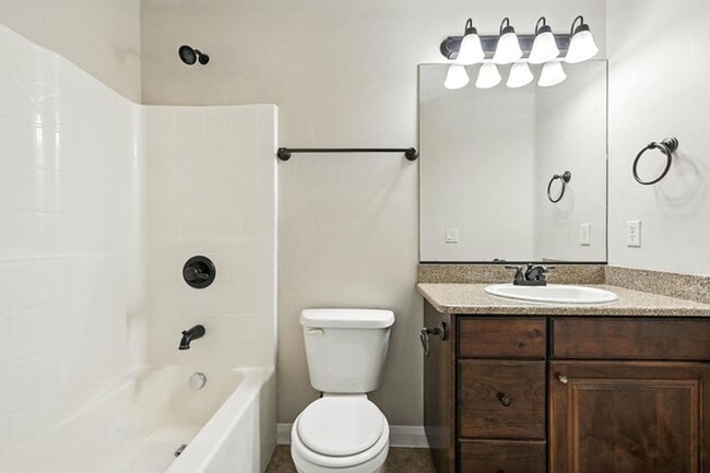Building Photo - 3 bedroom- 2.5 bath Townhouse