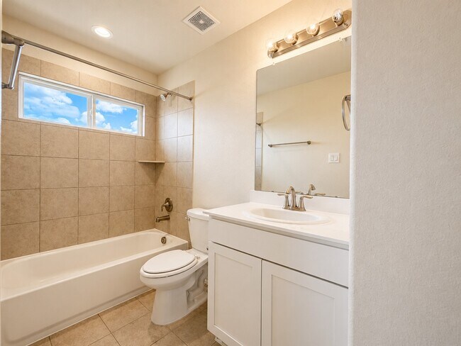 Building Photo - 9734 Willowmoor Lane