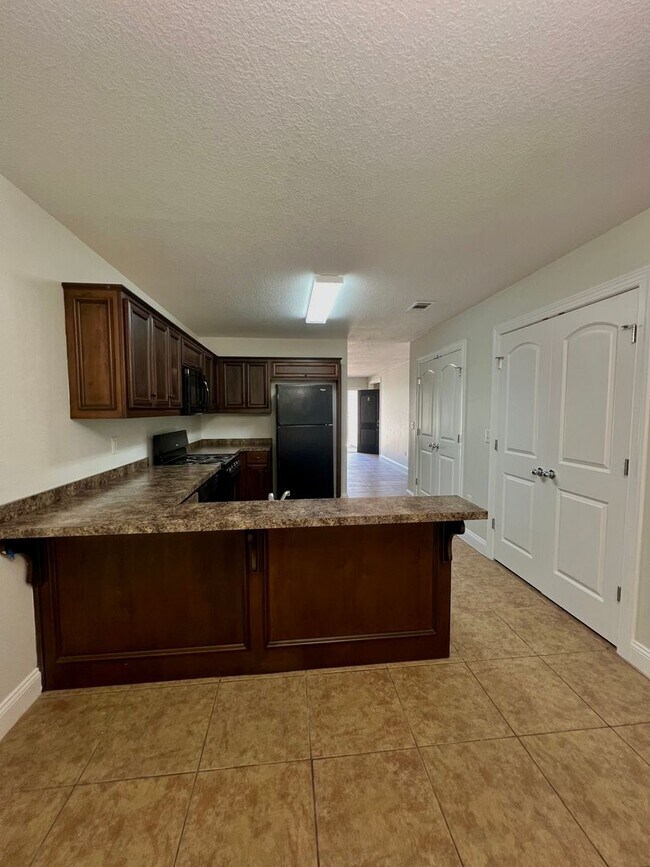 Building Photo - 4100 Mulligan Manor Ln
